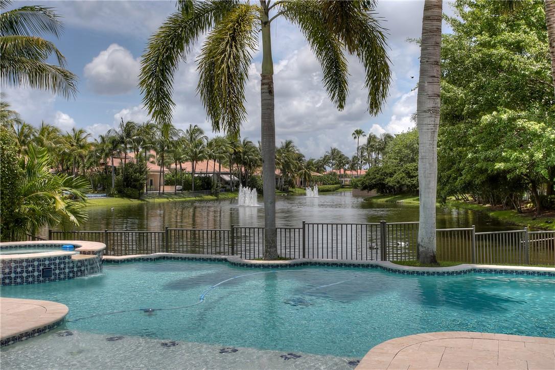 Hawks Landing - Residential