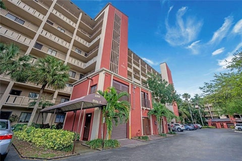 Tiny photo for 2206 S CYPRESS BEND Drive #208, Pompano Beach, FL 33069 (MLS # B26090315)