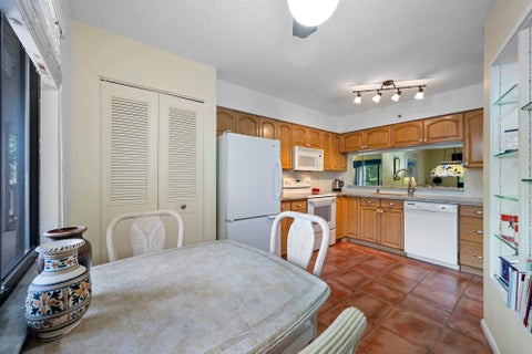 Tiny photo for 2206 S CYPRESS BEND Drive #208, Pompano Beach, FL 33069 (MLS # B26090315)