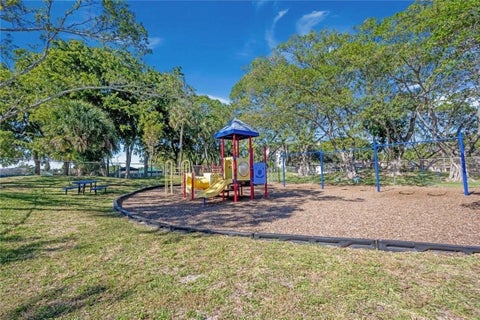 Tiny photo for 2206 S CYPRESS BEND Drive #208, Pompano Beach, FL 33069 (MLS # B26090315)
