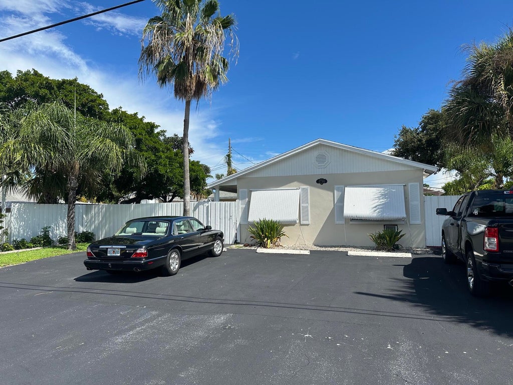 Photo of 1791 JUNO Road #5, North Palm Beach, FL 33408 (MLS # B26070000)