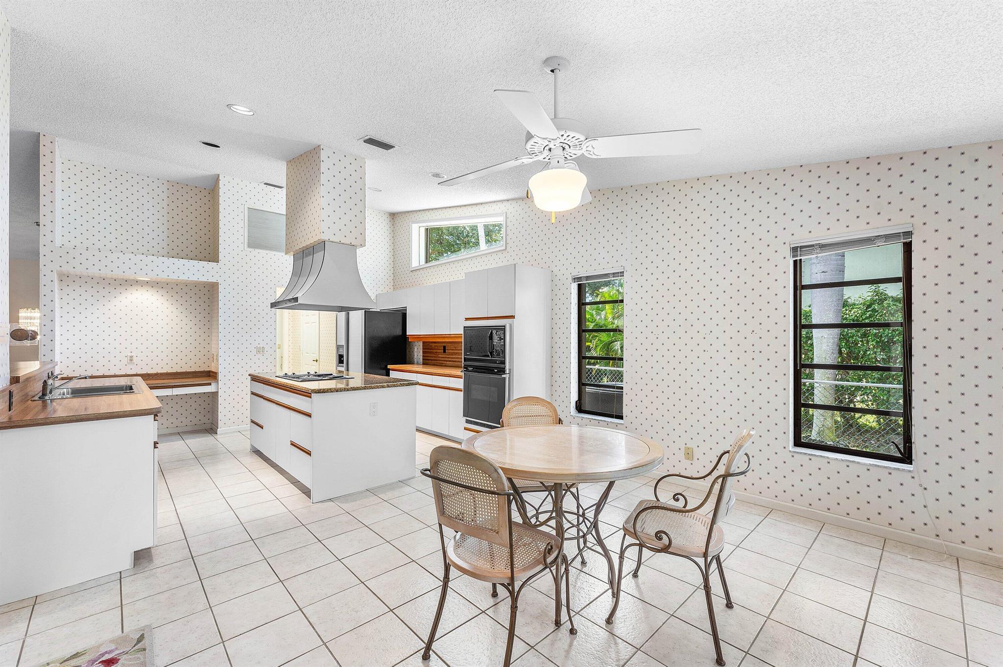 Boca Sailing & Racquet - Residential