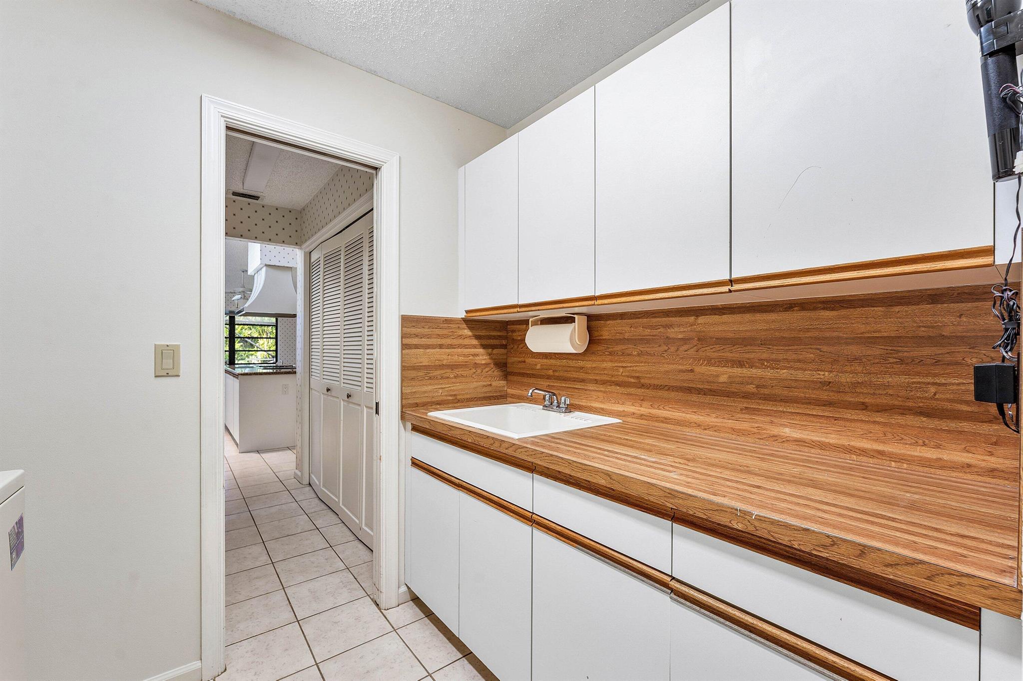 Boca Sailing & Racquet - Residential