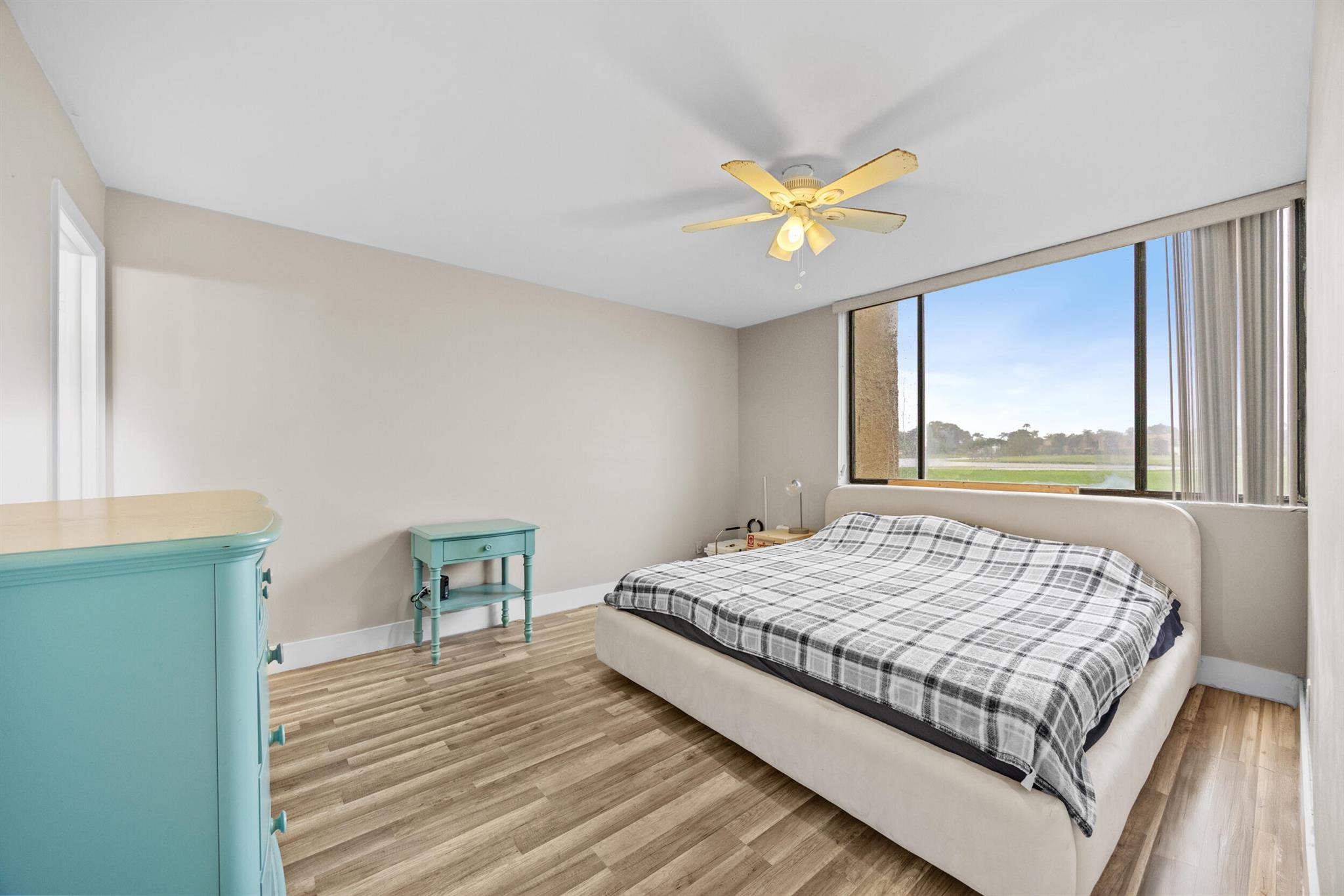 FOUNTAINS OF PALM BEACH CONDO 3 - Residential Lease