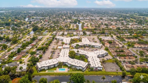 Tiny photo for 6507 Winfield Boulevard #211ac, Margate, FL 33063 (MLS # B26042858)