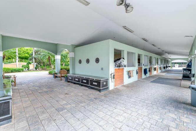 GRAND PRIX FARMS - Residential Lease