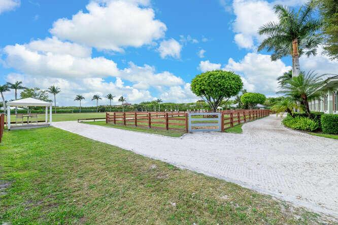 GRAND PRIX FARMS - Residential Lease