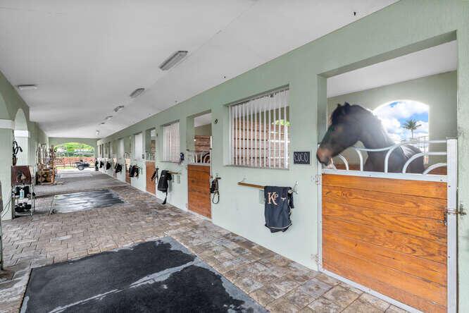 GRAND PRIX FARMS - Residential Lease