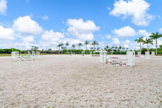 GRAND PRIX FARMS - Residential Lease