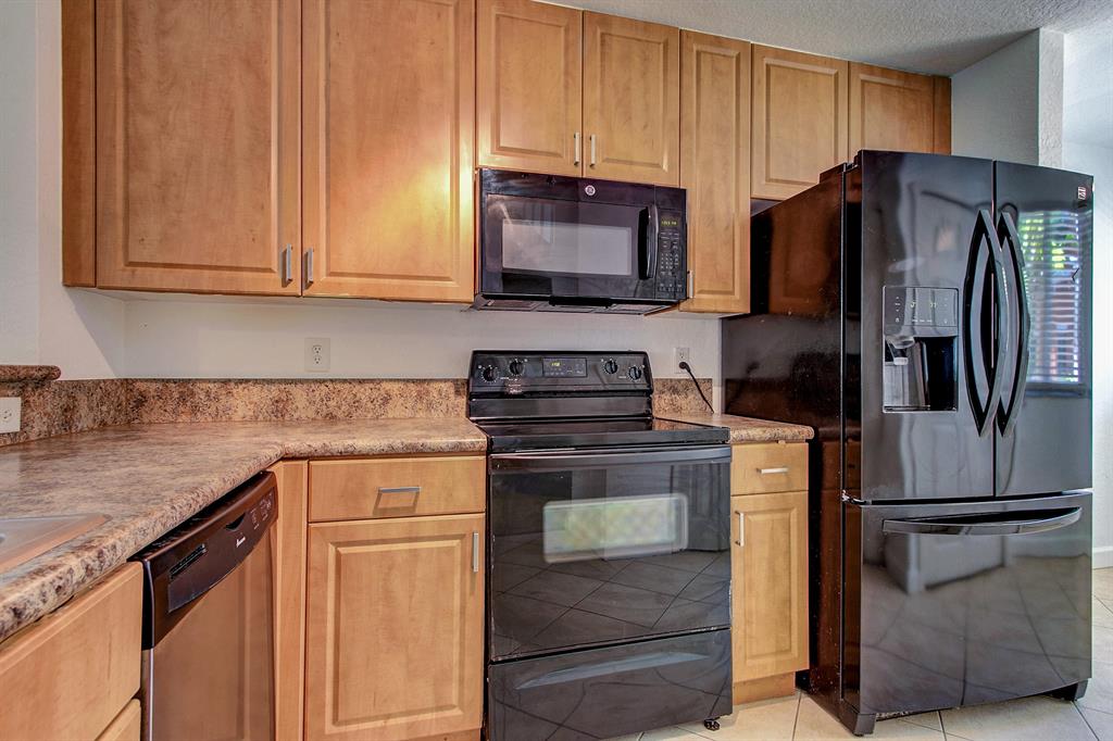 COASTAL BAY COLONY - Residential