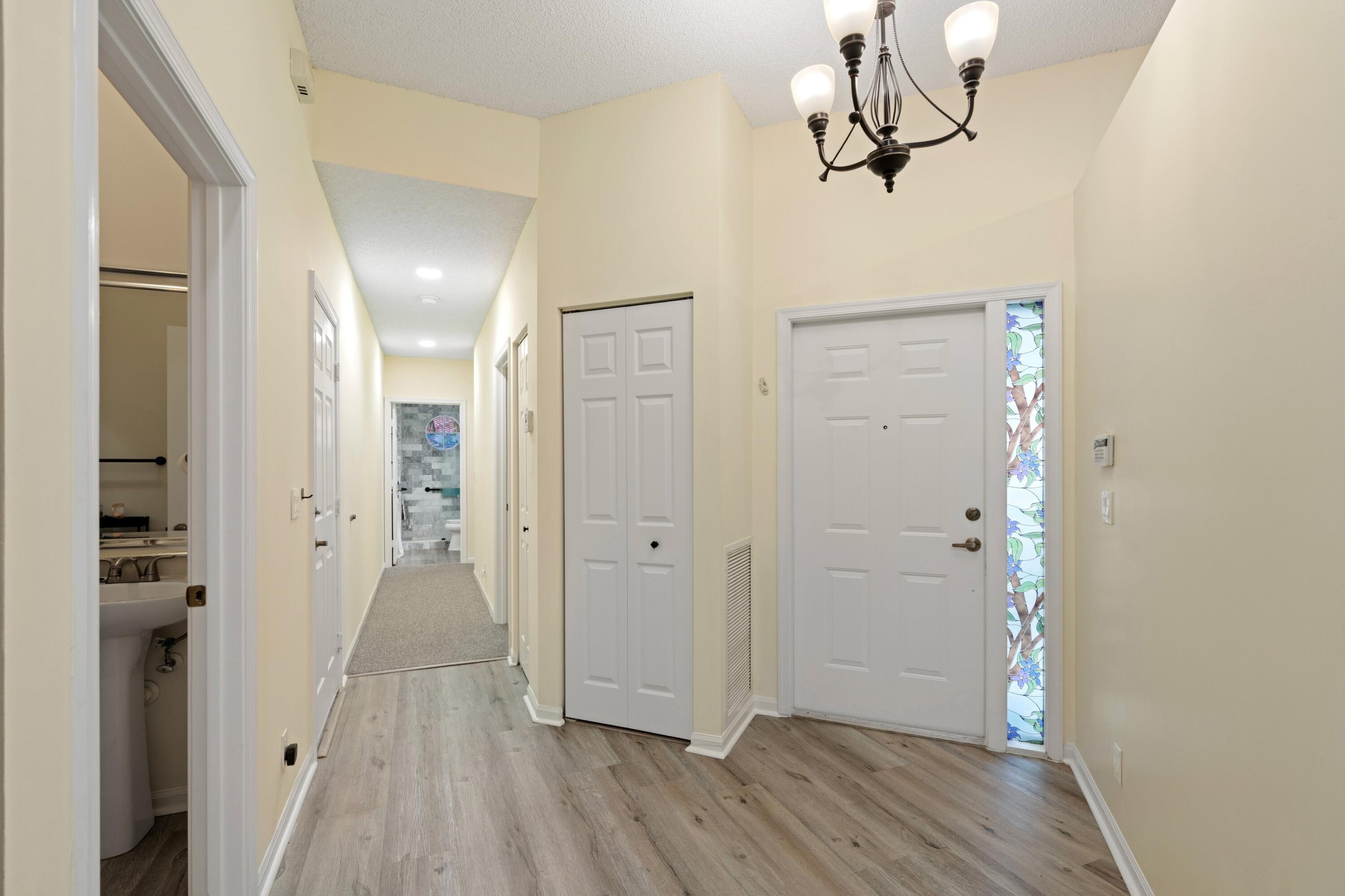 ABERDEEN 22 - Residential