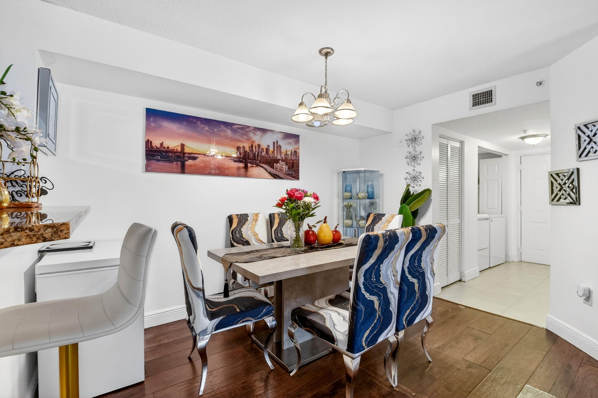 EMERALD ISLE AT LAGUNA LAKES CONDO - Residential