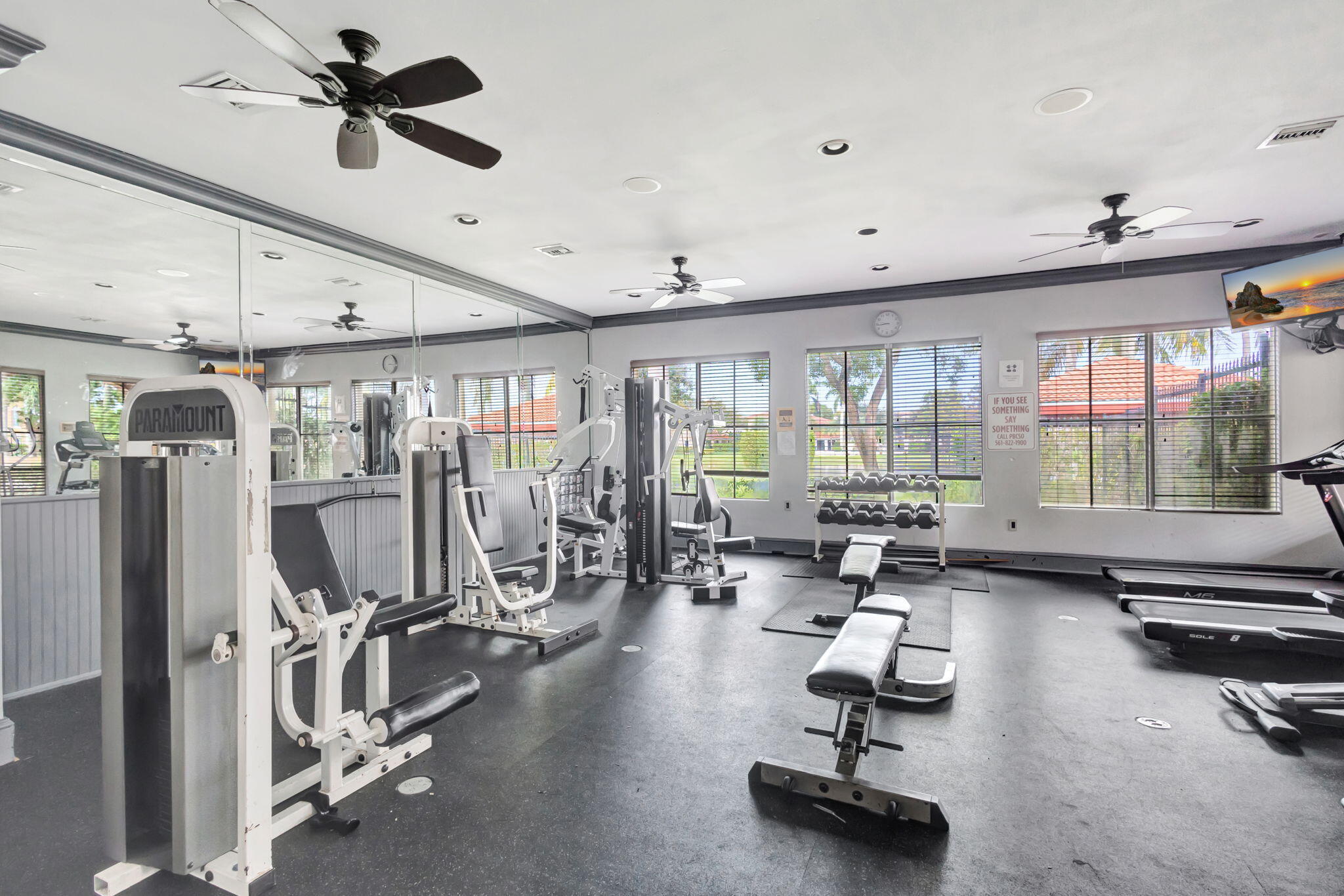 EMERALD ISLE AT LAGUNA LAKES CONDO - Residential