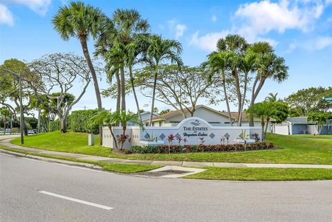 Palm Beach County Townhouses and Villas 66 14 SW Afton Place Boynton Beach FL 33426