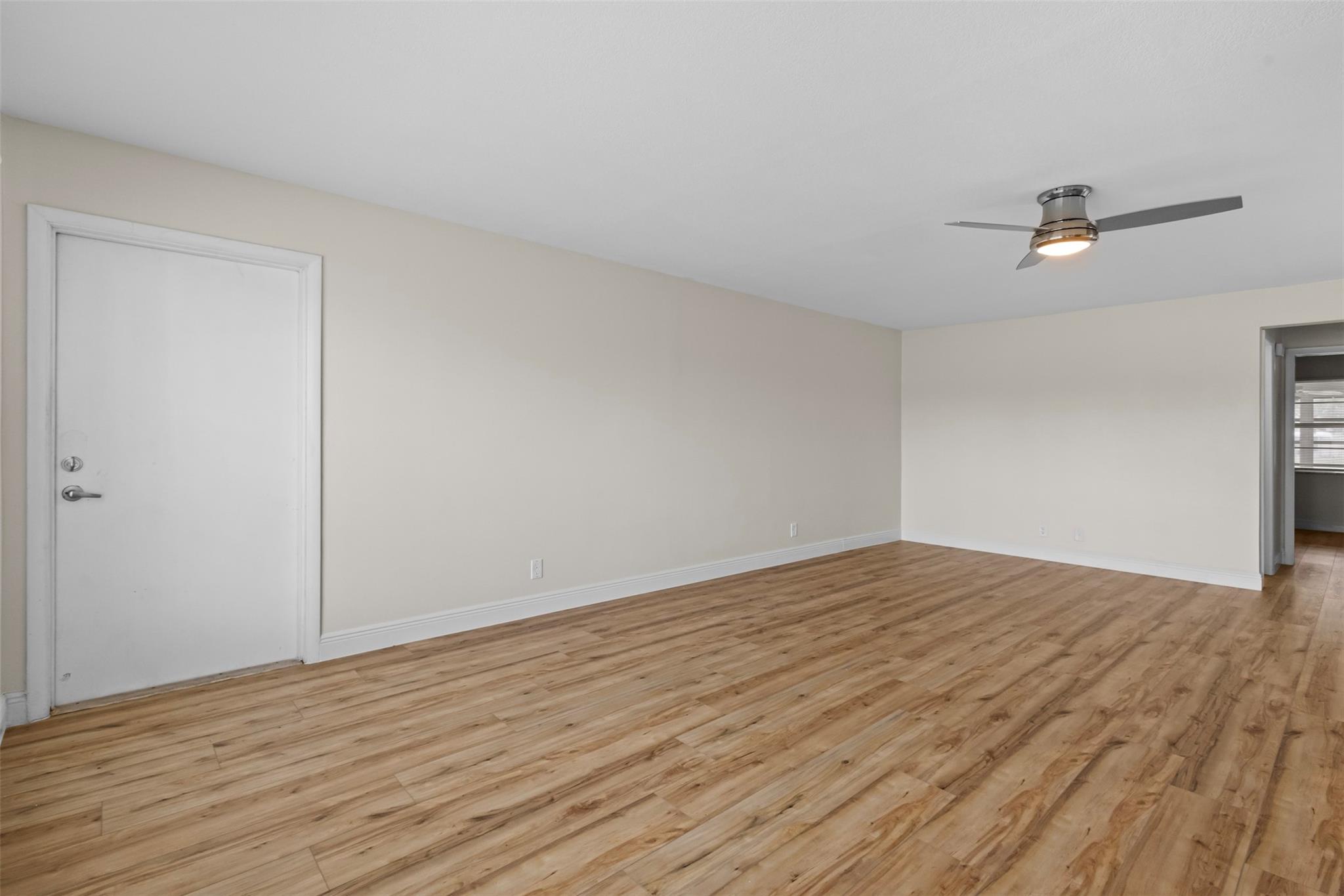 408 Sandpiper Dr B, Fort Pierce, FL, 34982/$99,900 4 408 Sandpiper Dr B