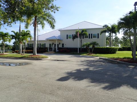 A home in Port St Lucie