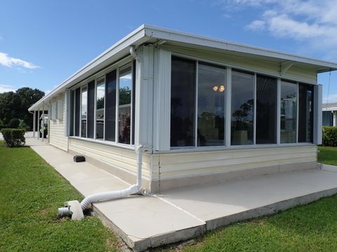 A home in Port St Lucie