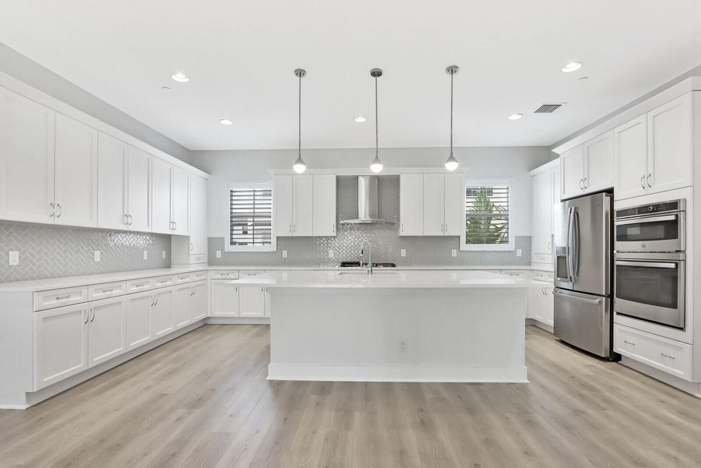 Photo of 12556 Gross Pointe Drive, Palm Beach Gardens, FL 33418 (MLS # R10992994)