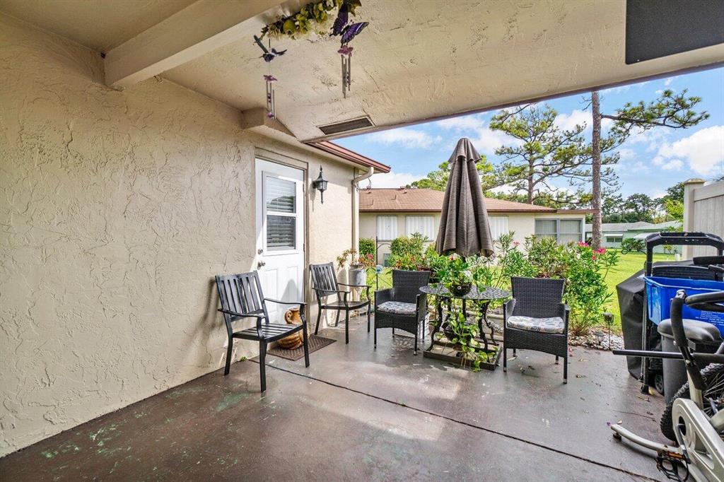 Country Manors - Residential