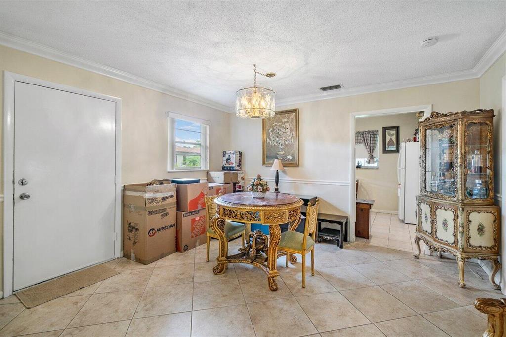 Country Manors - Residential