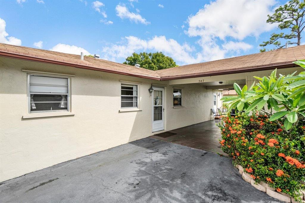 Country Manors - Residential