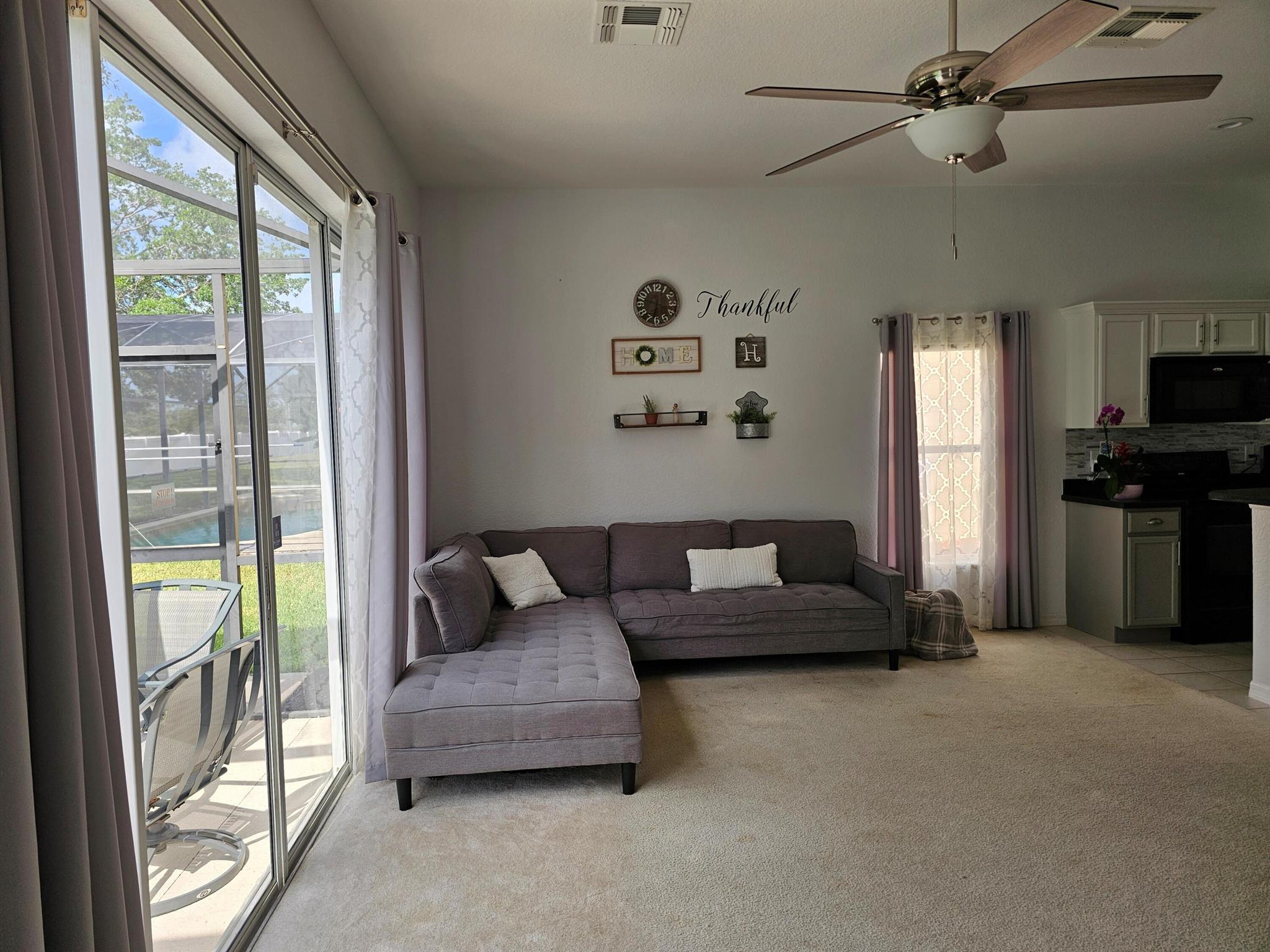 426 Cadiz Loop