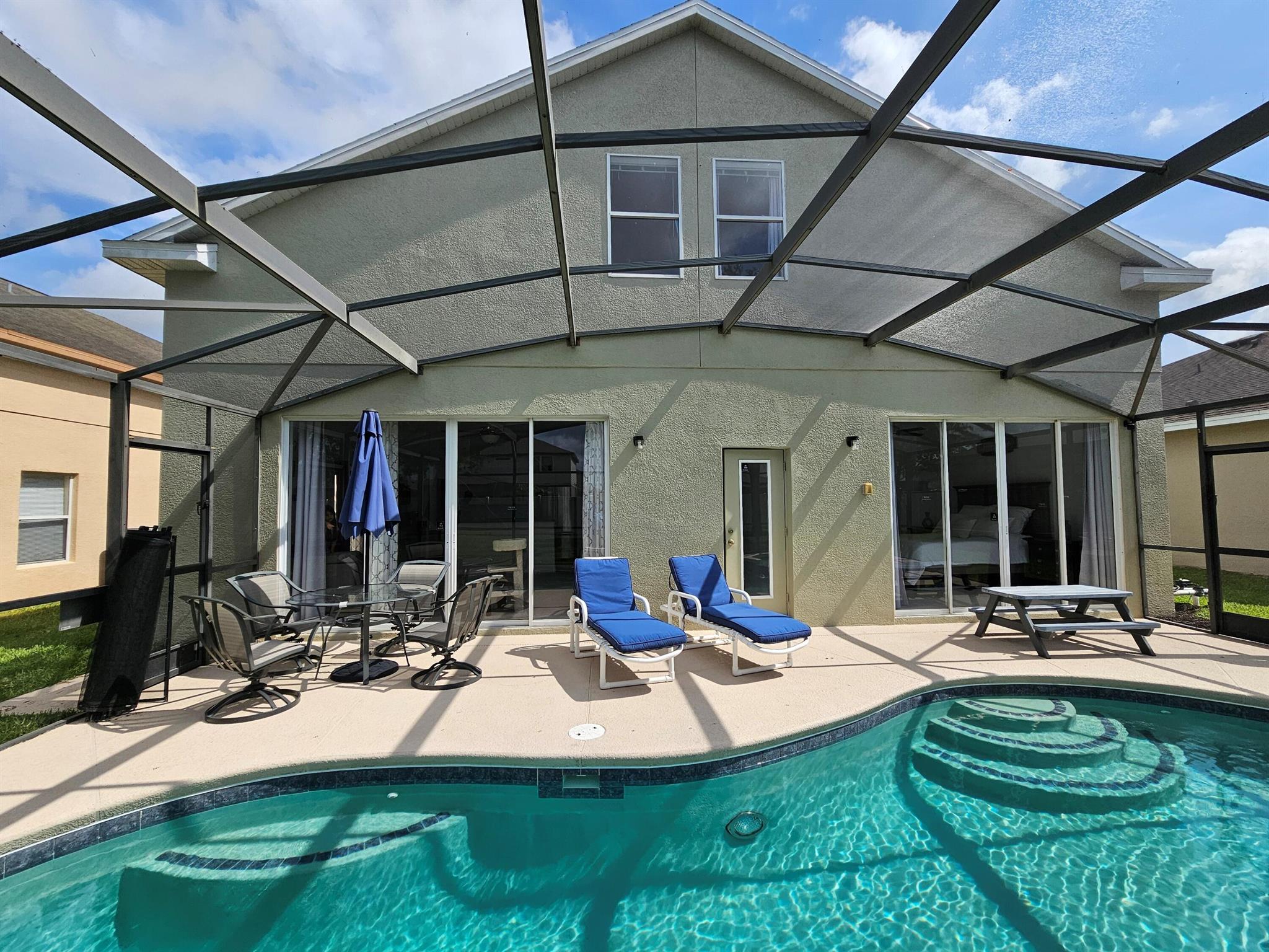 426 Cadiz Loop