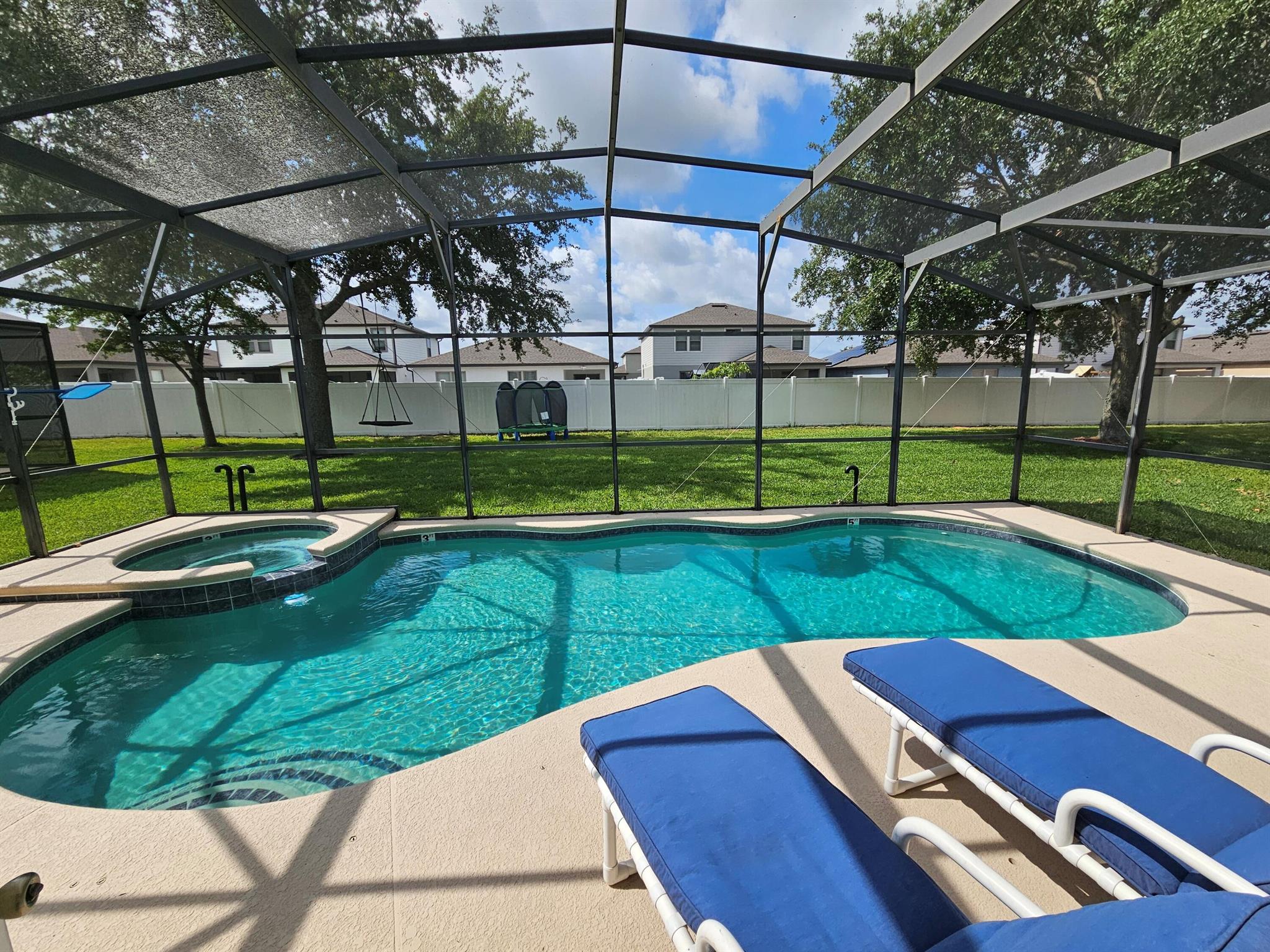 426 Cadiz Loop