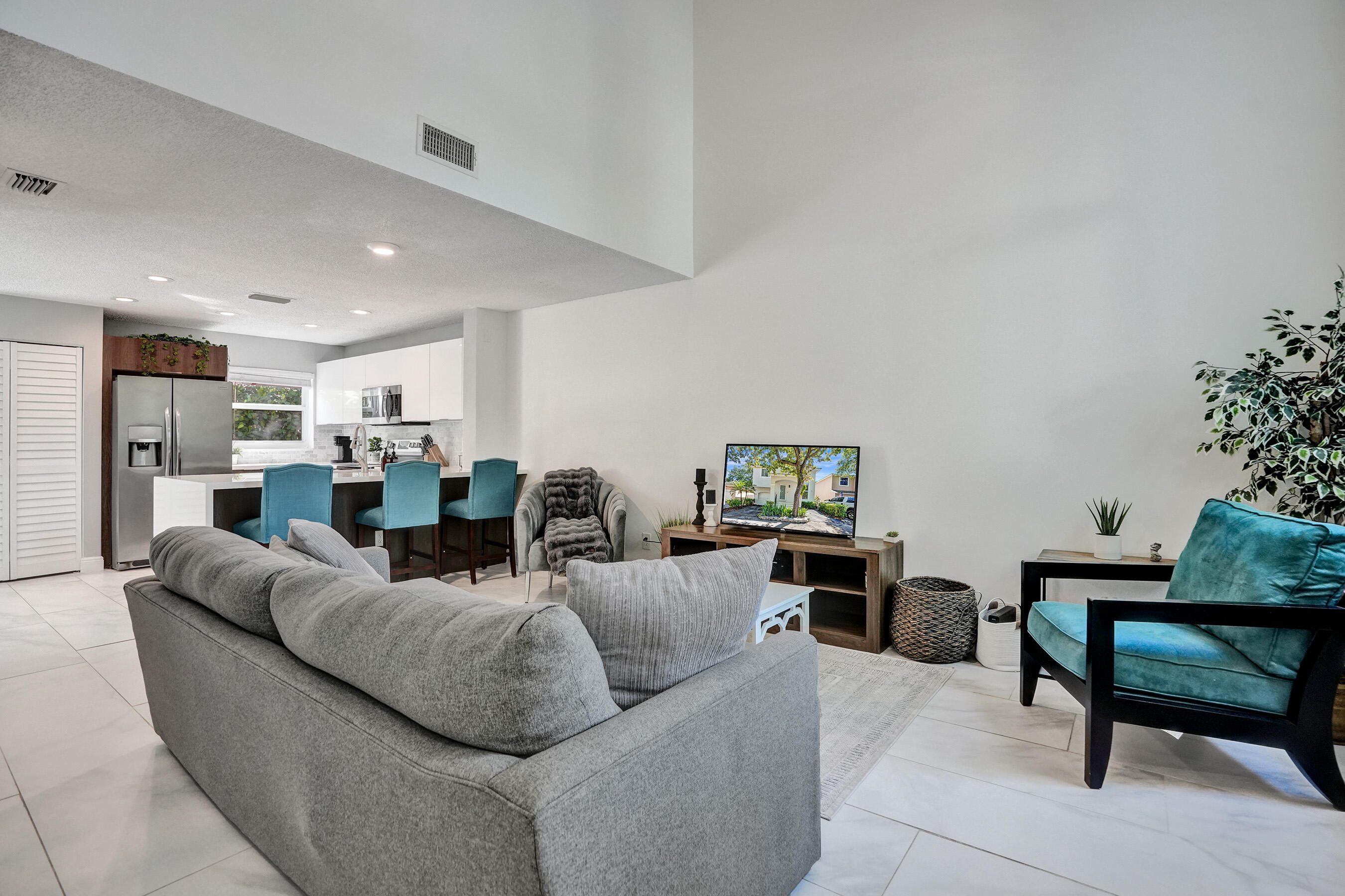 JACARANDA PARCEL 216 - Residential Lease