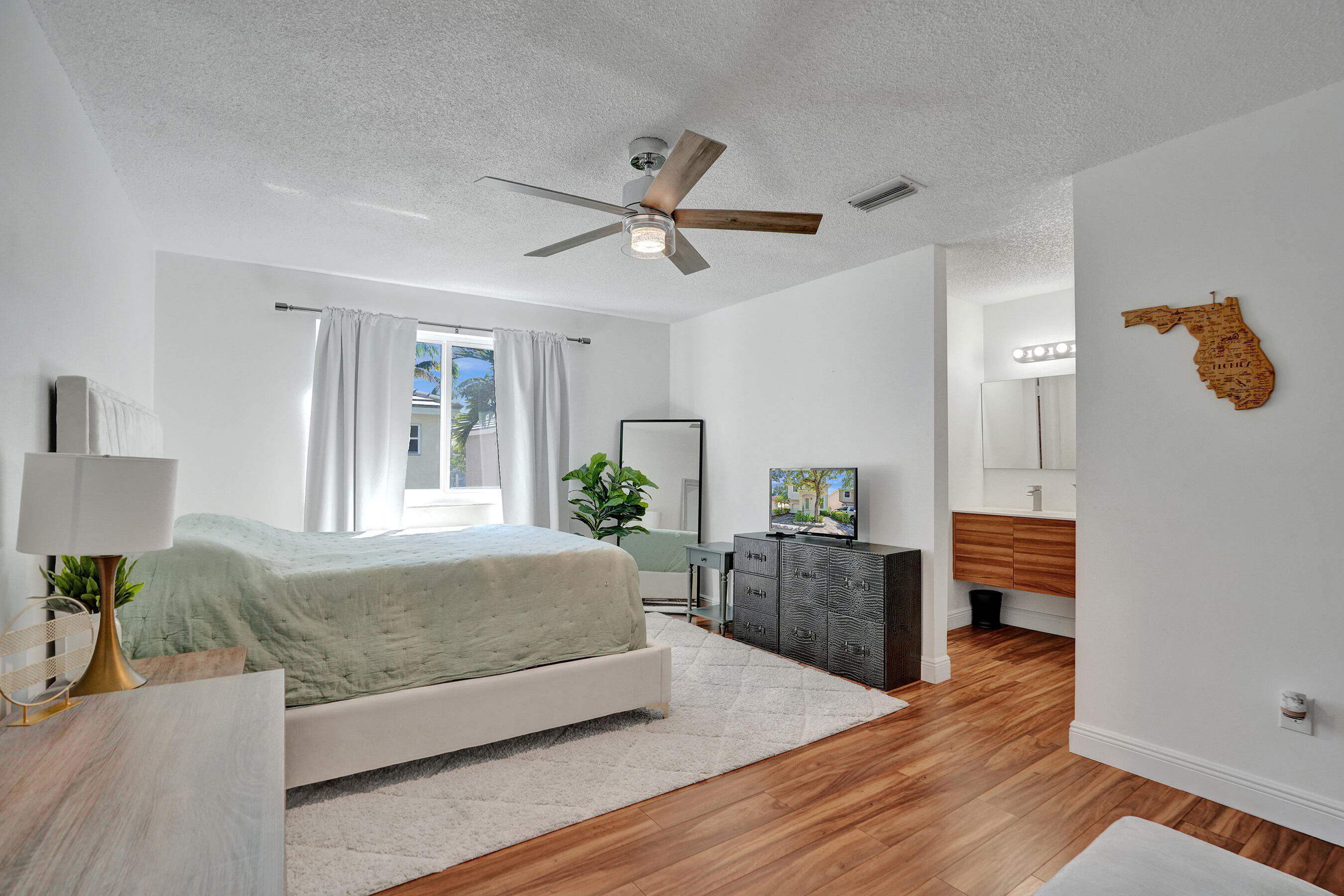 JACARANDA PARCEL 216 - Residential Lease