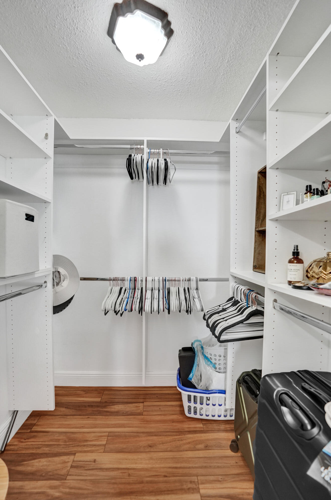 JACARANDA PARCEL 216 - Residential Lease