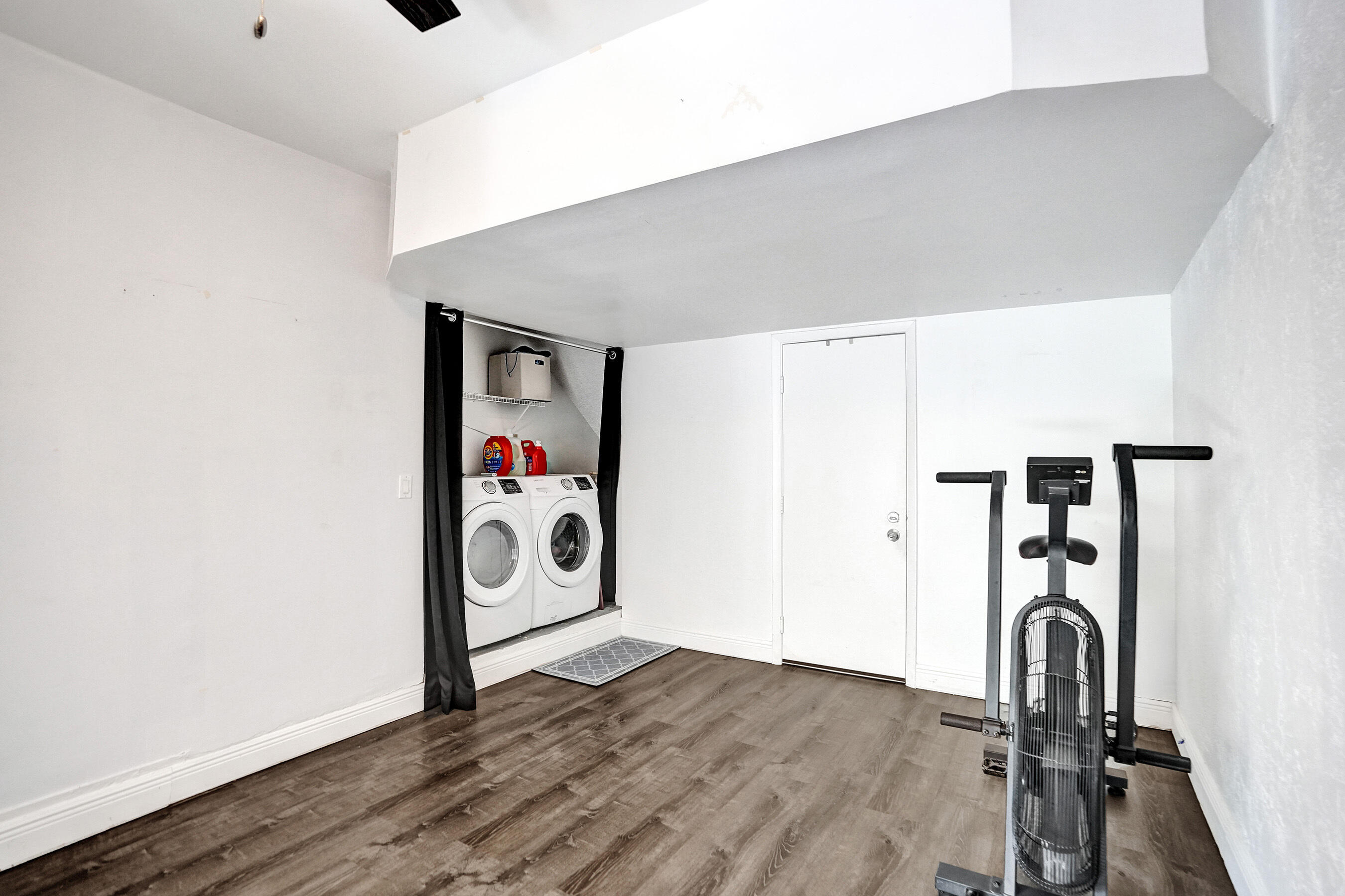 JACARANDA PARCEL 216 - Residential Lease