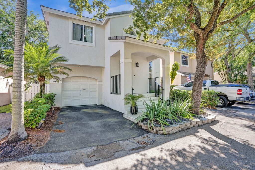 Photo of 9841 NW 9th Court, Plantation, FL 33324 (MLS # B26000415)