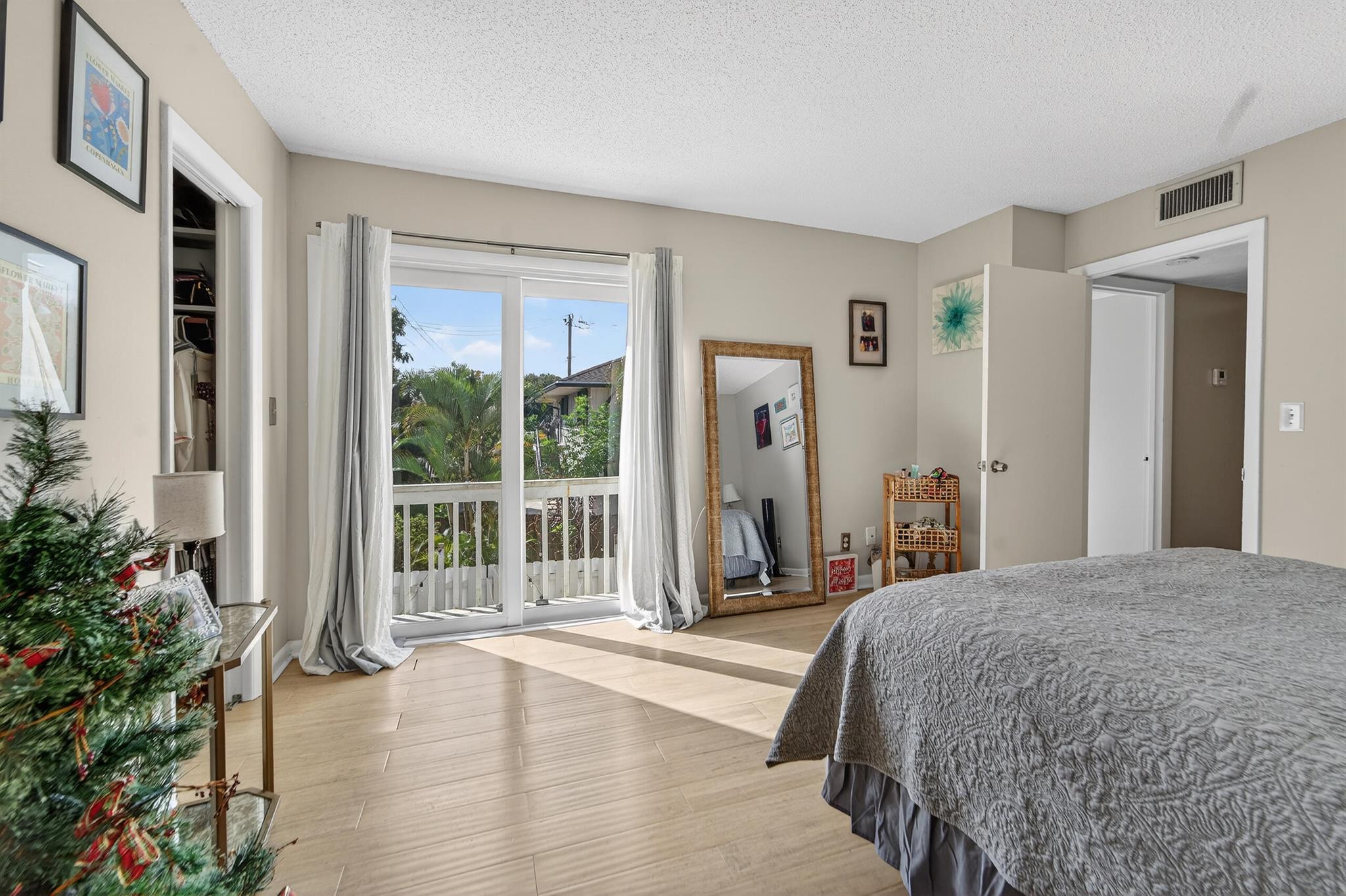 COPPOLA VILLAS - Residential Lease