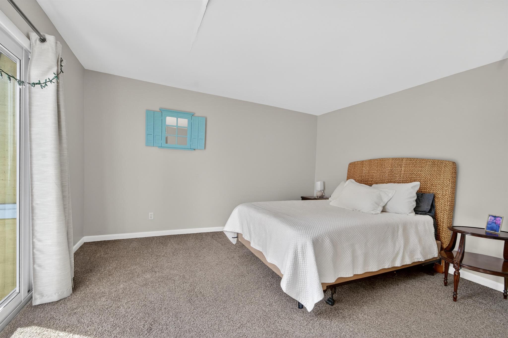 COPPOLA VILLAS - Residential Lease