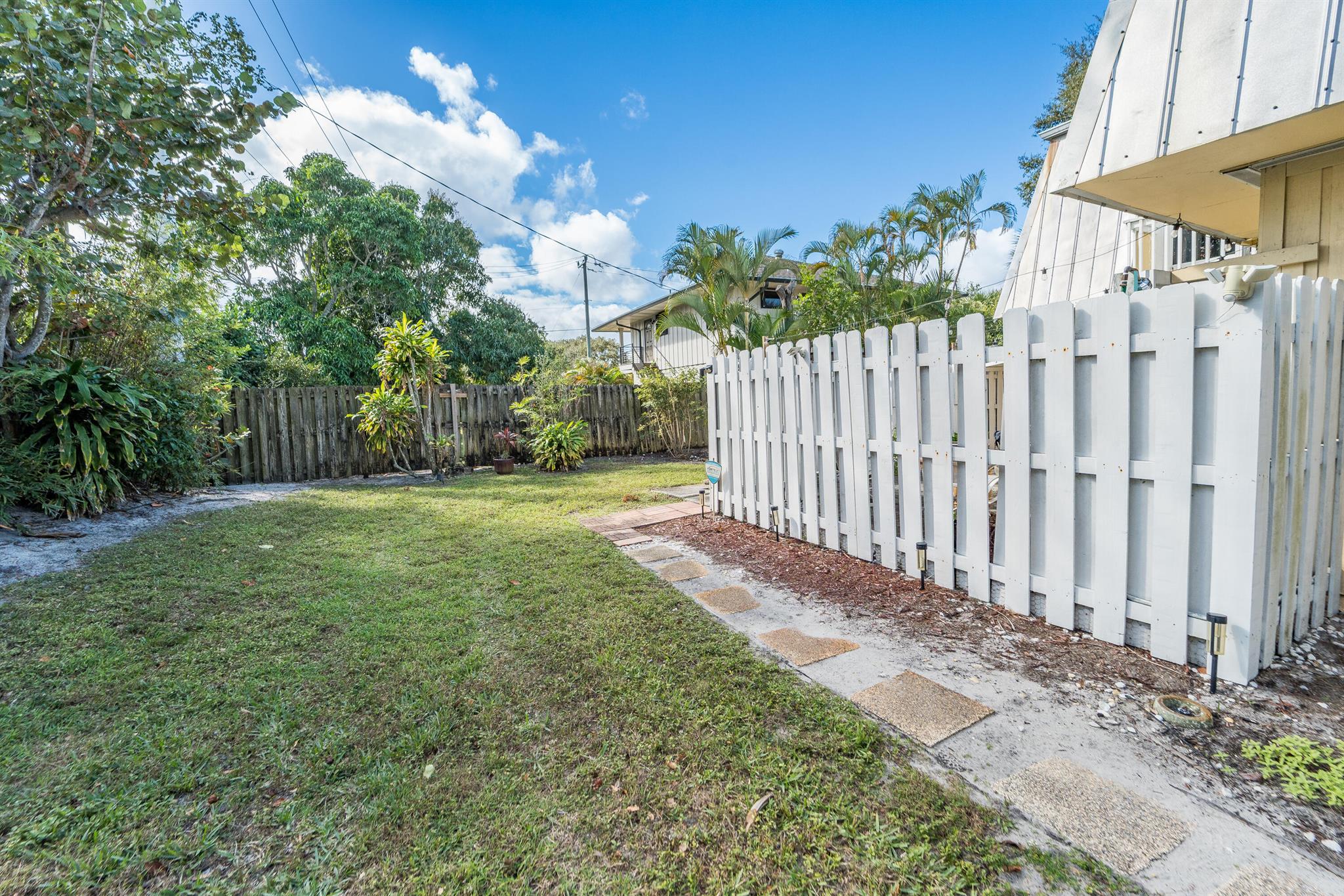 COPPOLA VILLAS - Residential Lease