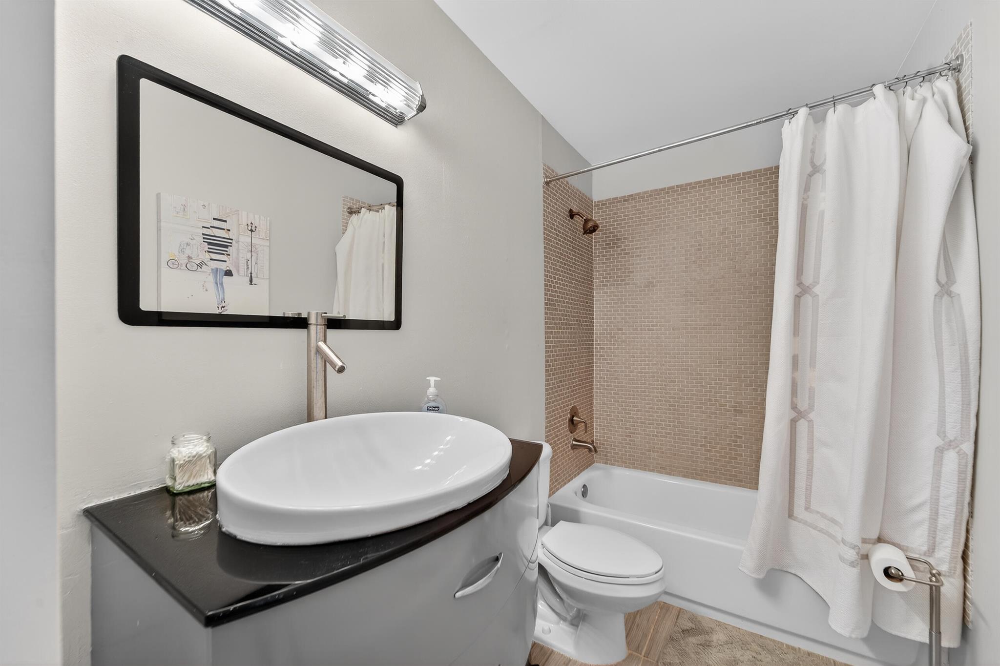 COPPOLA VILLAS - Residential Lease