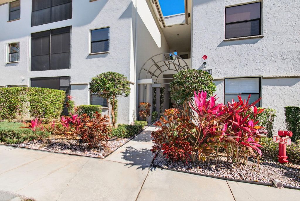 Photo of 5133 Brisata Circle #L, Boynton Beach, FL 33437 (MLS # R11160558)