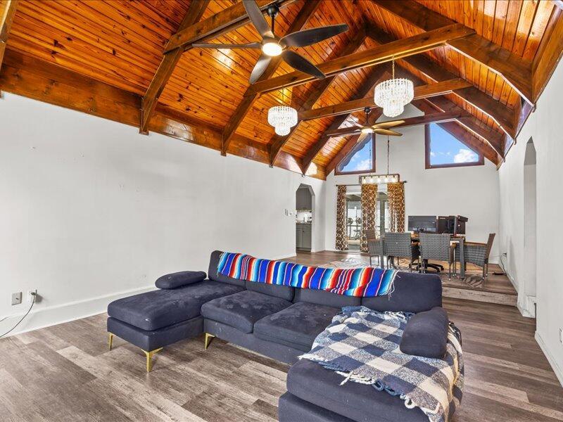 PORT ST LUCIE SECTION 3 - Residential Lease