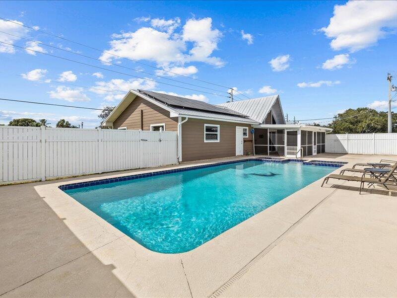 PORT ST LUCIE SECTION 3 - Residential Lease