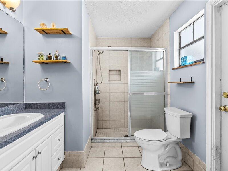 PORT ST LUCIE SECTION 3 - Residential Lease