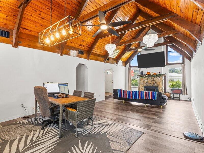 PORT ST LUCIE SECTION 3 - Residential Lease