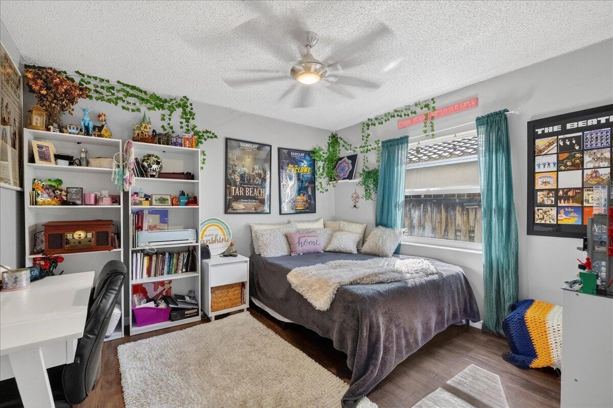 SABAL PINES - Residential