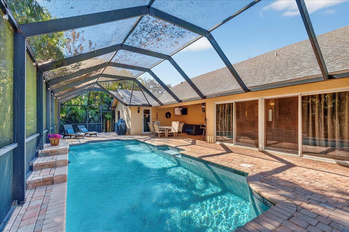 SABAL PINES - Residential