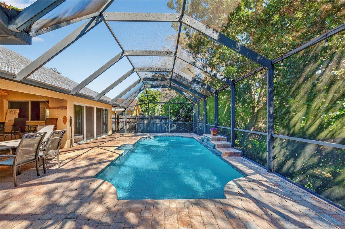 SABAL PINES - Residential