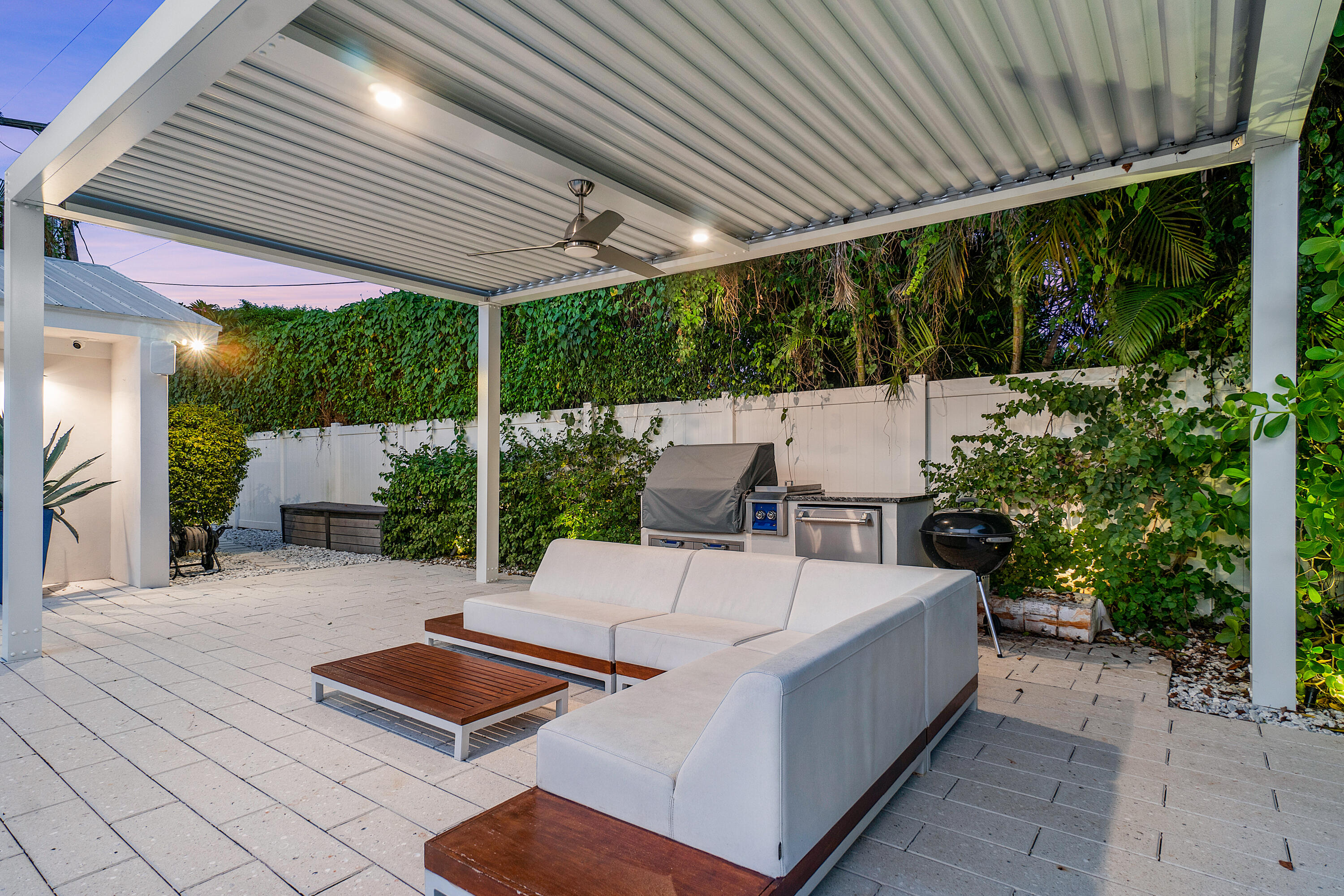 LAKE IDA GARDENS AMENDED PL - Residential Lease