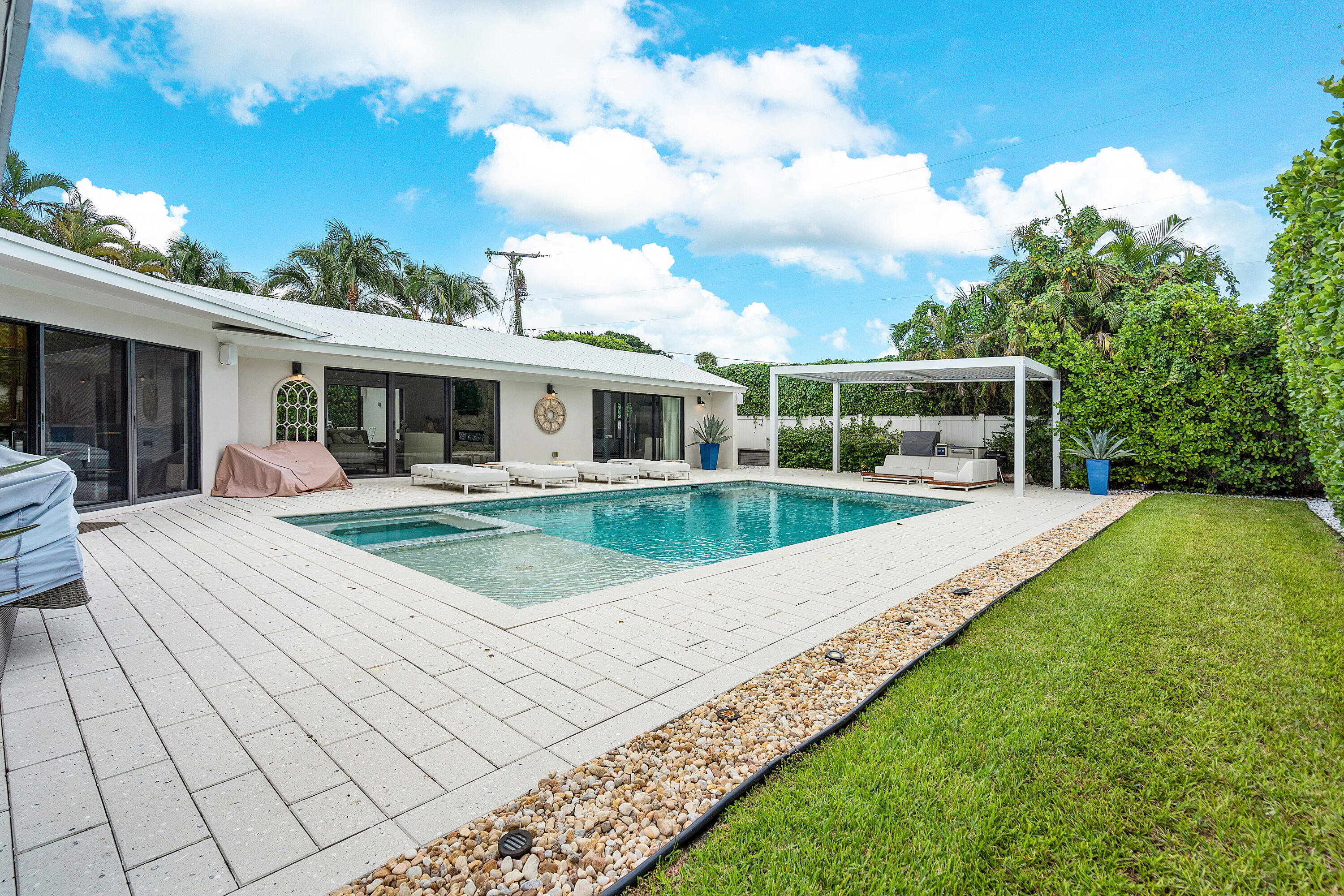 LAKE IDA GARDENS AMENDED PL - Residential Lease