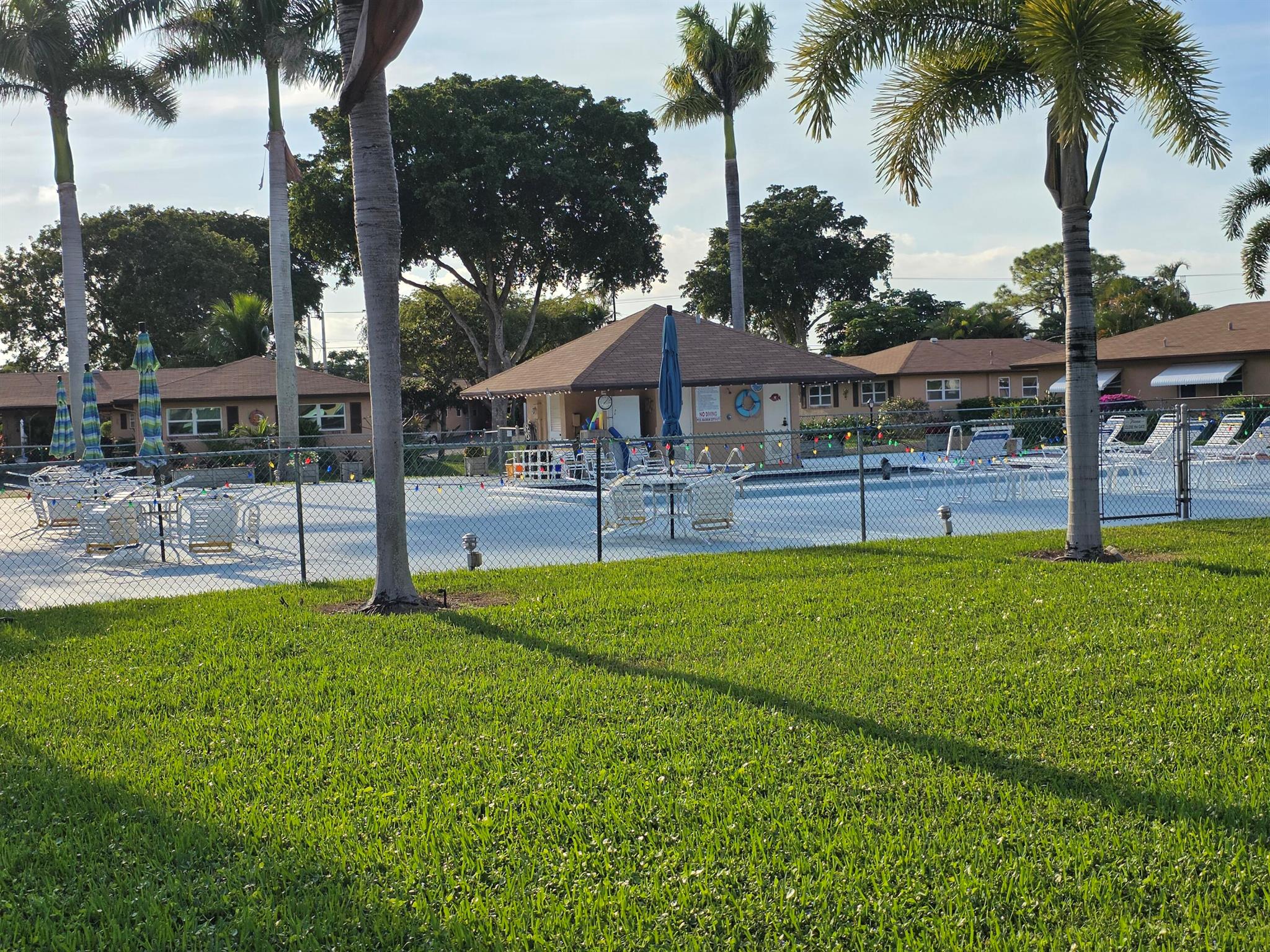 COUNTRY MANORS CONDO - Residential