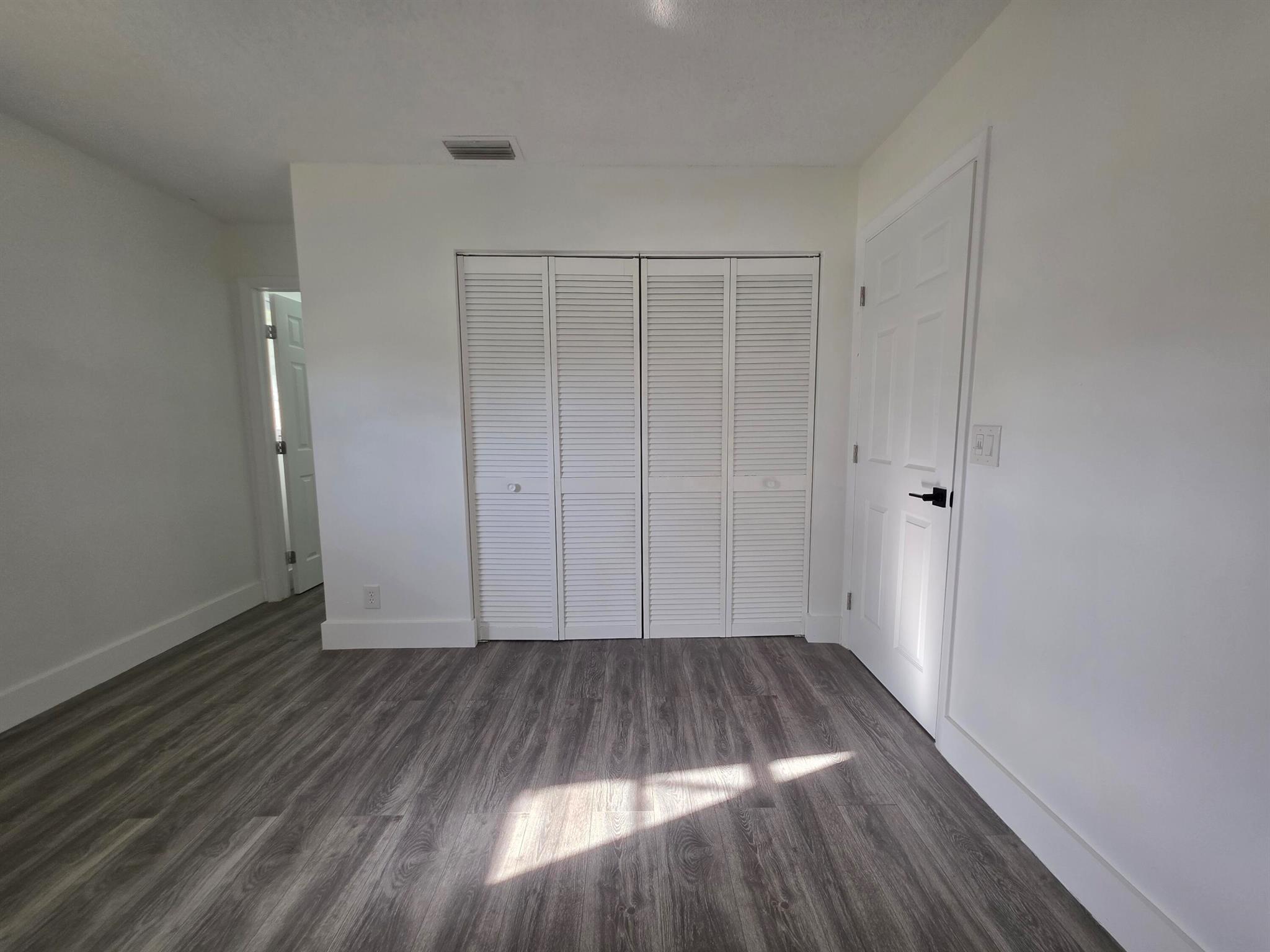 COUNTRY MANORS CONDO - Residential