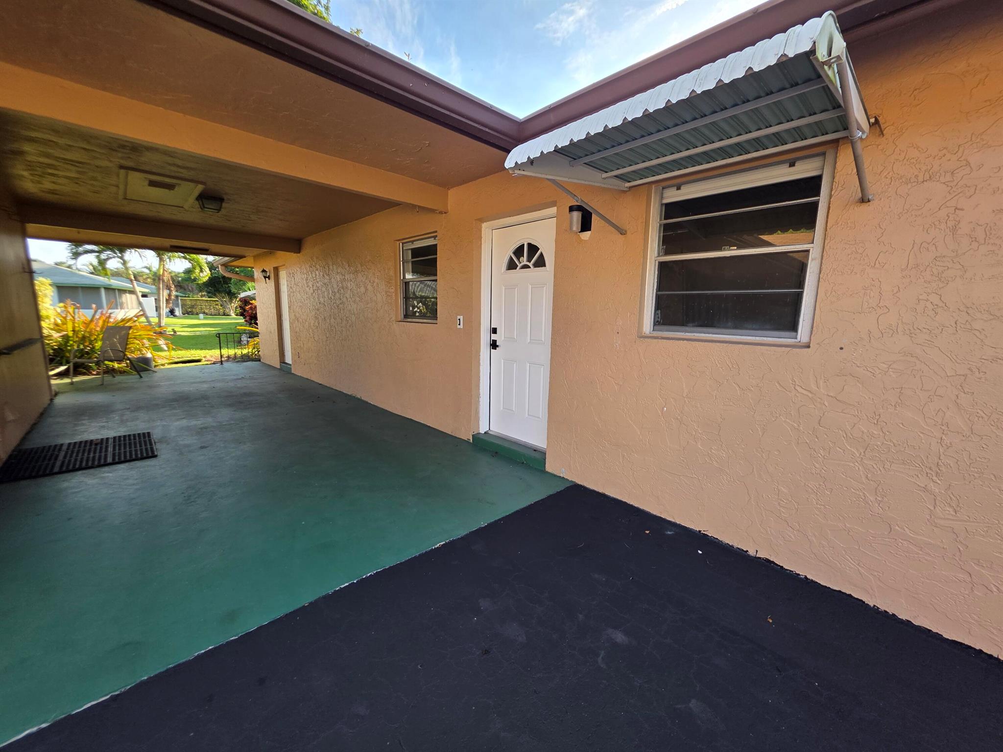 COUNTRY MANORS CONDO - Residential